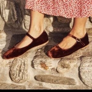 Doen Mary Jane Flats - size 37 - Brace Velvet